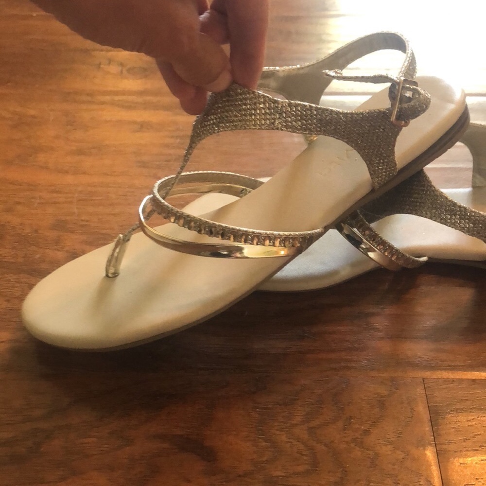 Womens sandals